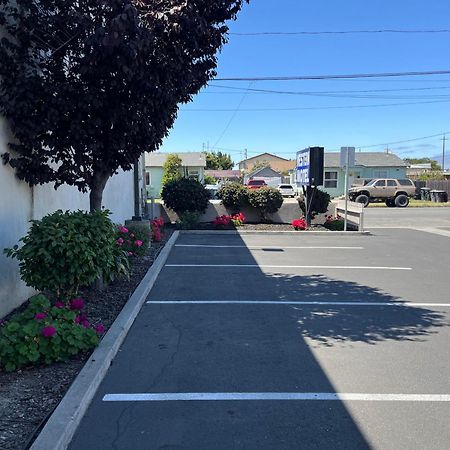 Western Motel Salinas Dış mekan fotoğraf