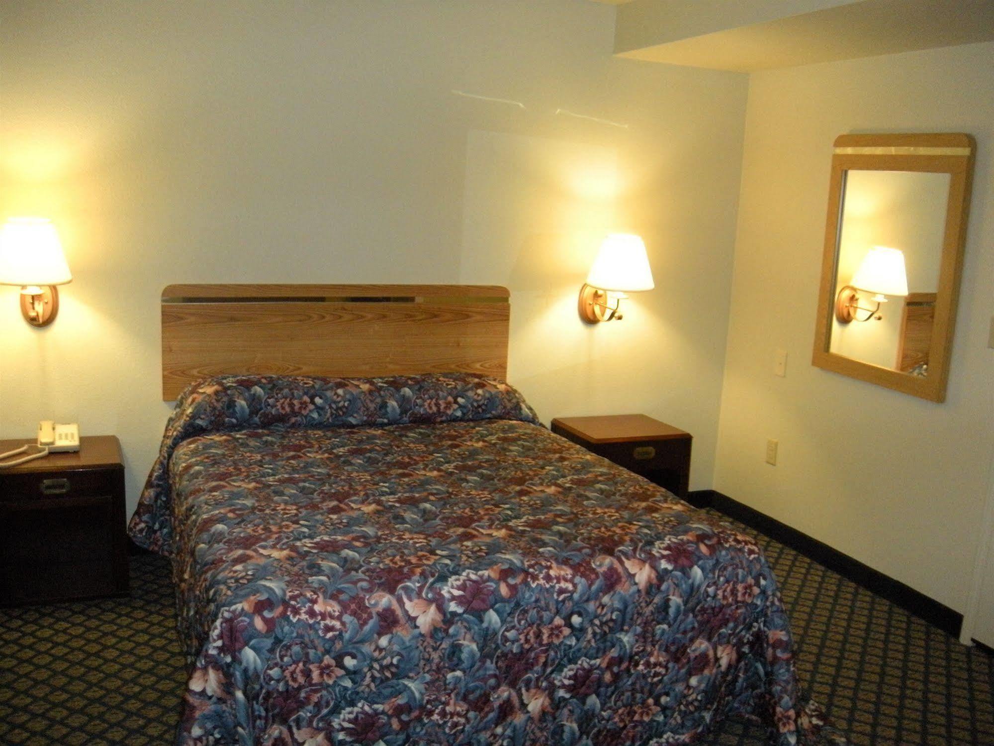 Western Motel Salinas Dış mekan fotoğraf